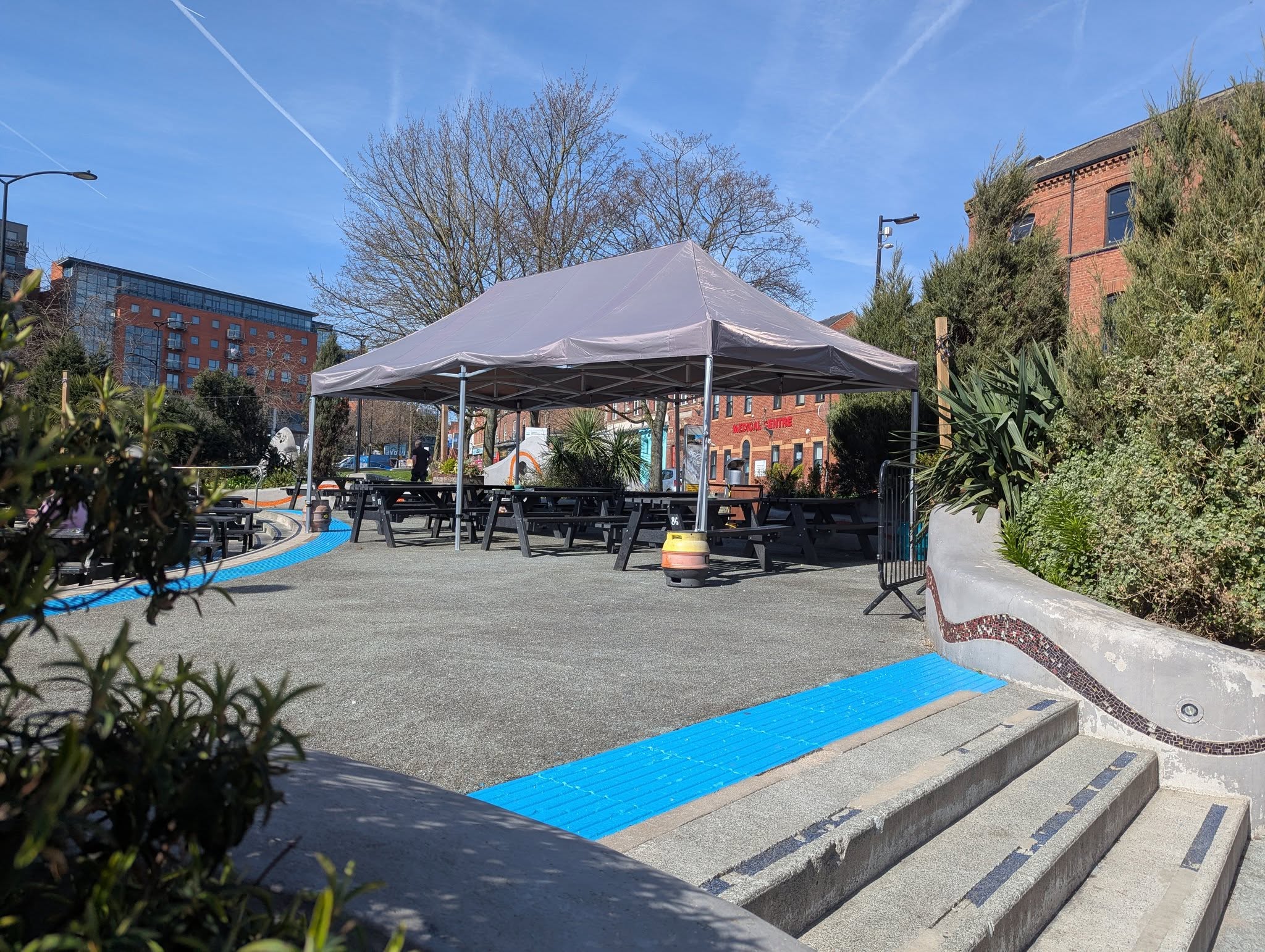 Pub garden gazebo bar