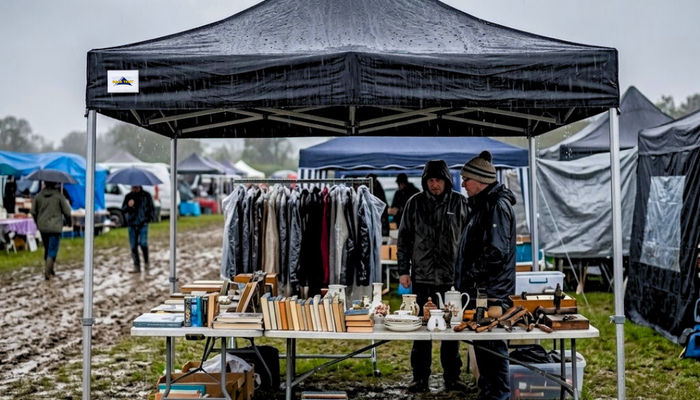 Set Up at Six, Packed Down by Ten: How to Sell at a Car Boot Sale in the Rain image