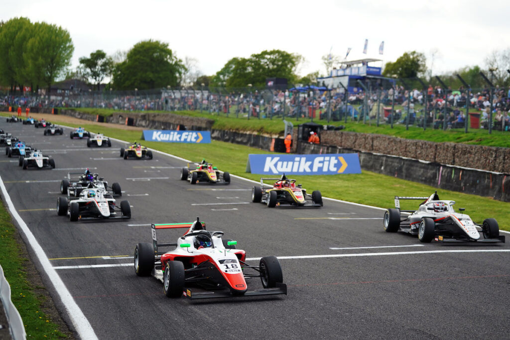 Historic racing at Croft Circuit