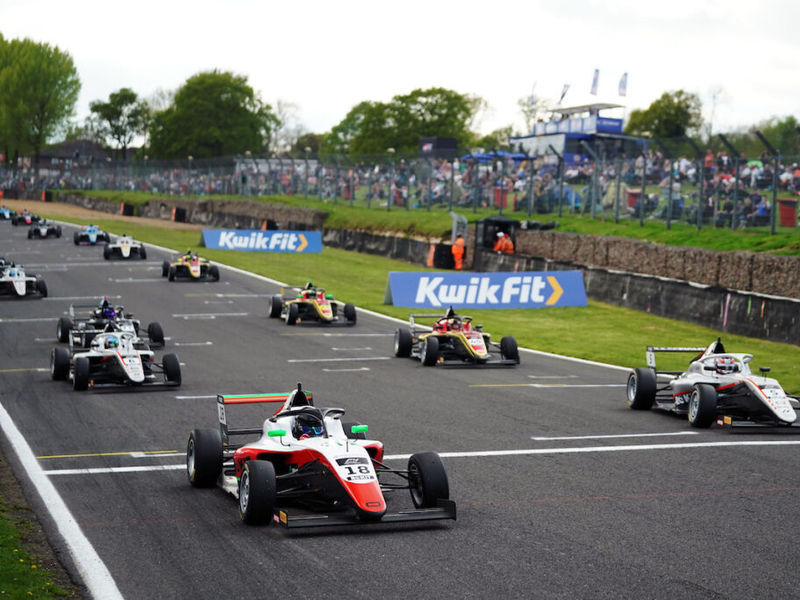 Historic racing at Croft Circuit