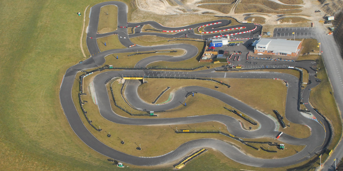 Thruxton Circuit map showing the layout and corner names