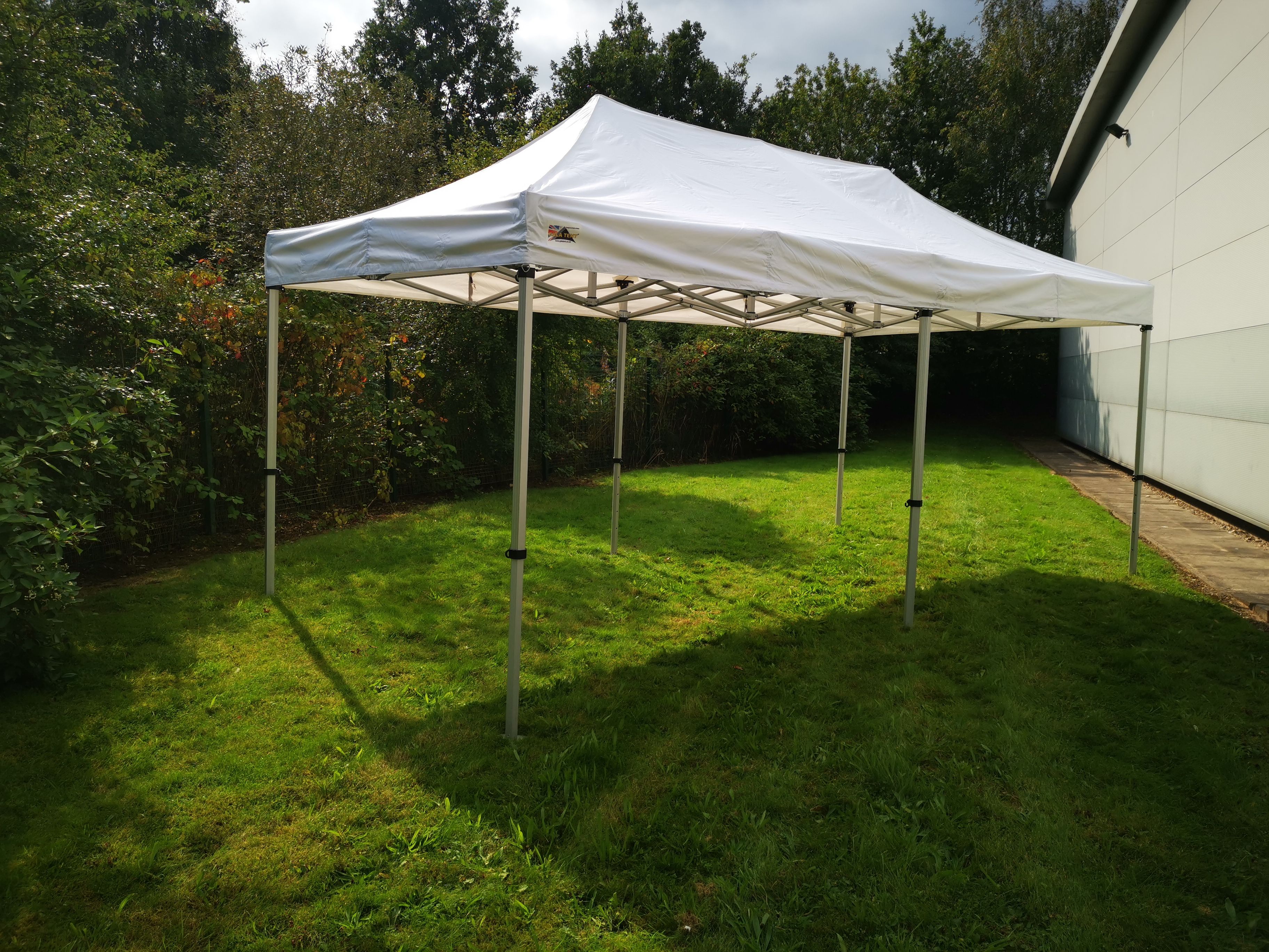 Plain Pro 60 motorsport awning