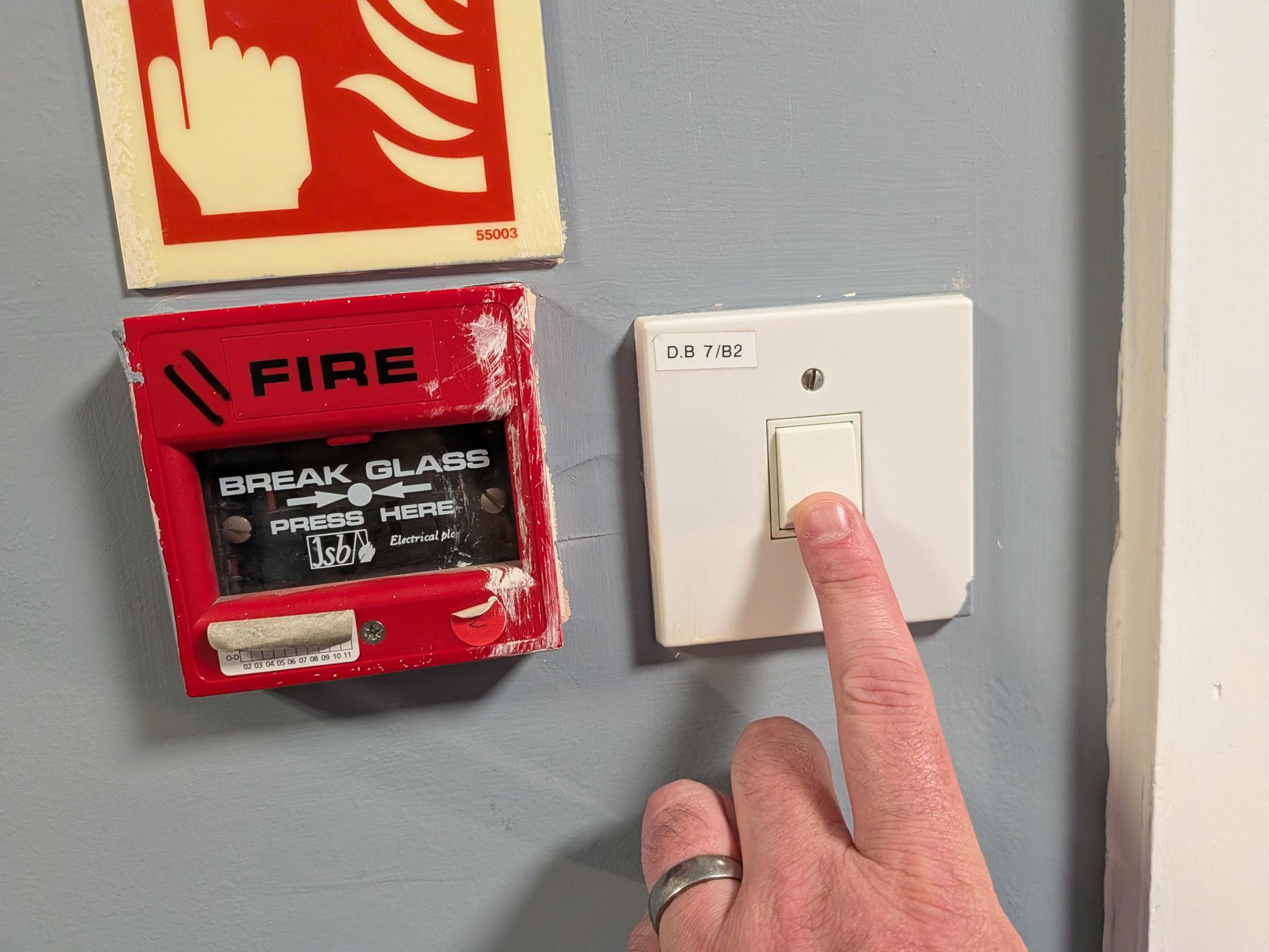 Switching lights of when not in use